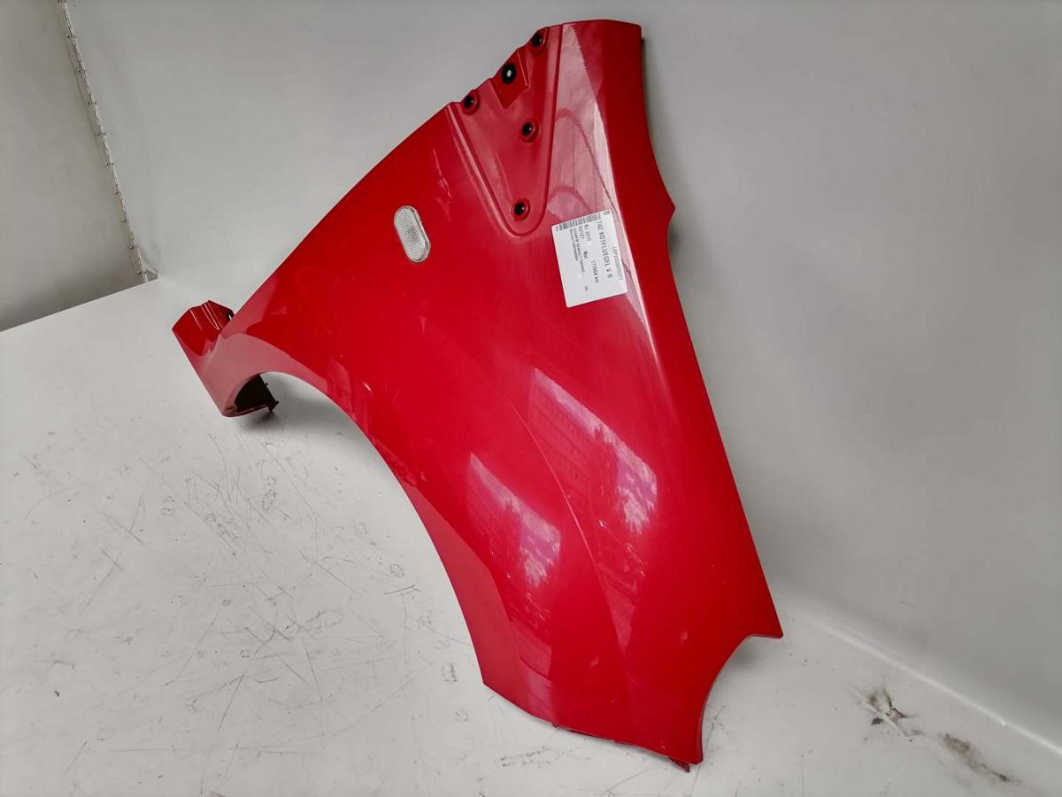 Renault Twingo 2 original Kotflügel vorn rechts OV727 Rot Bj.2010